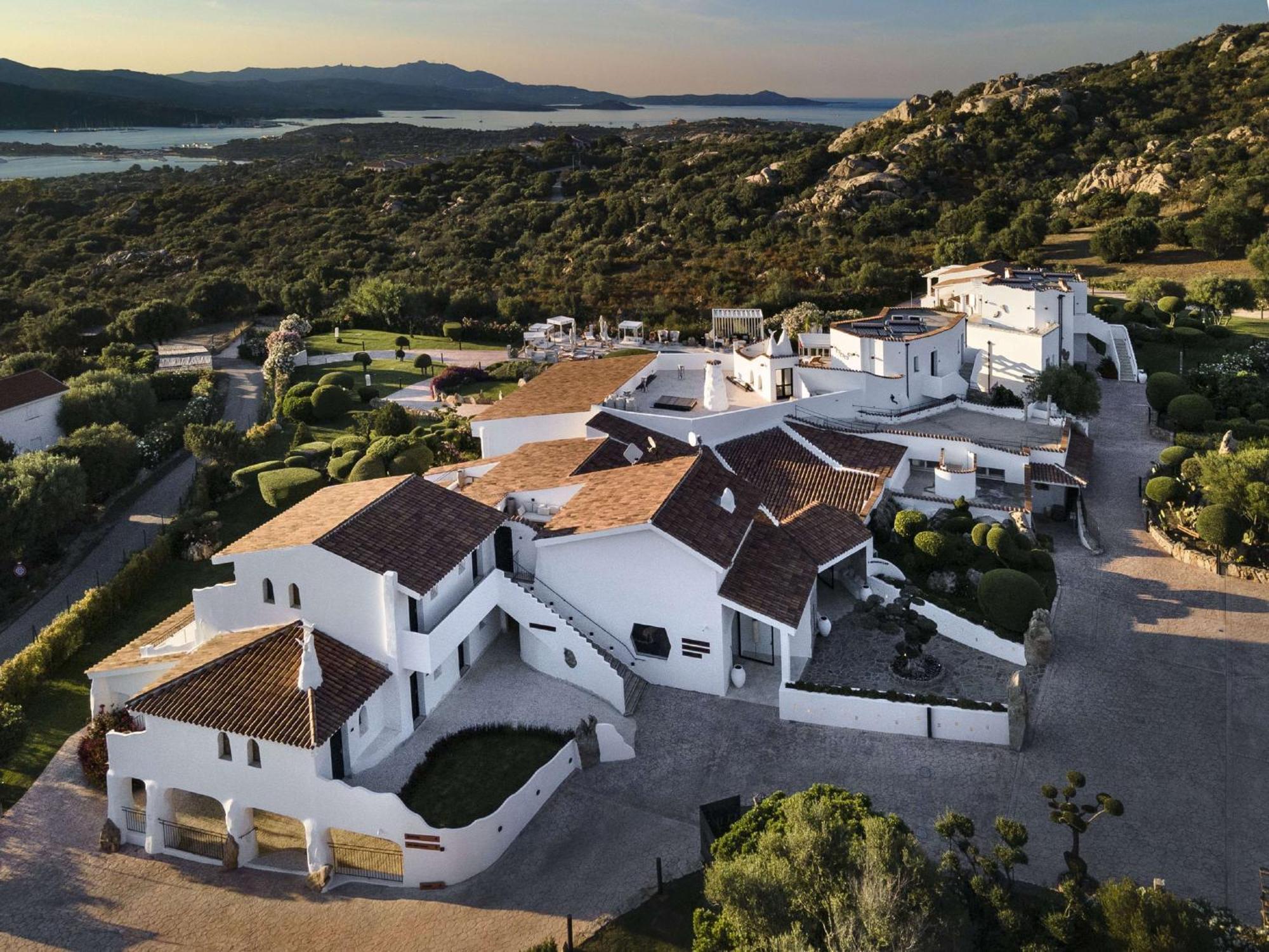 Hotel Sulia House Porto Rotondo, Curio Collection By Hilton Exterior foto