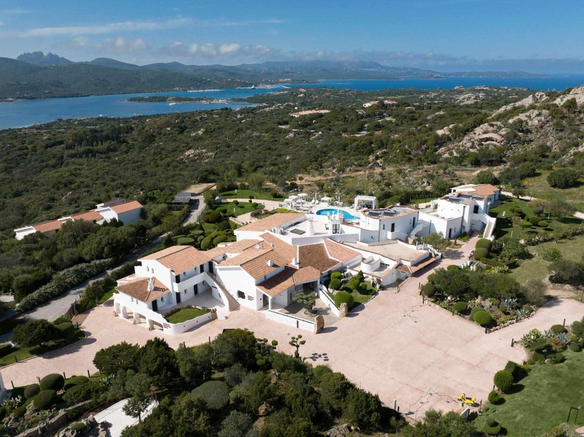 Hotel Sulia House Porto Rotondo, Curio Collection By Hilton Exterior foto